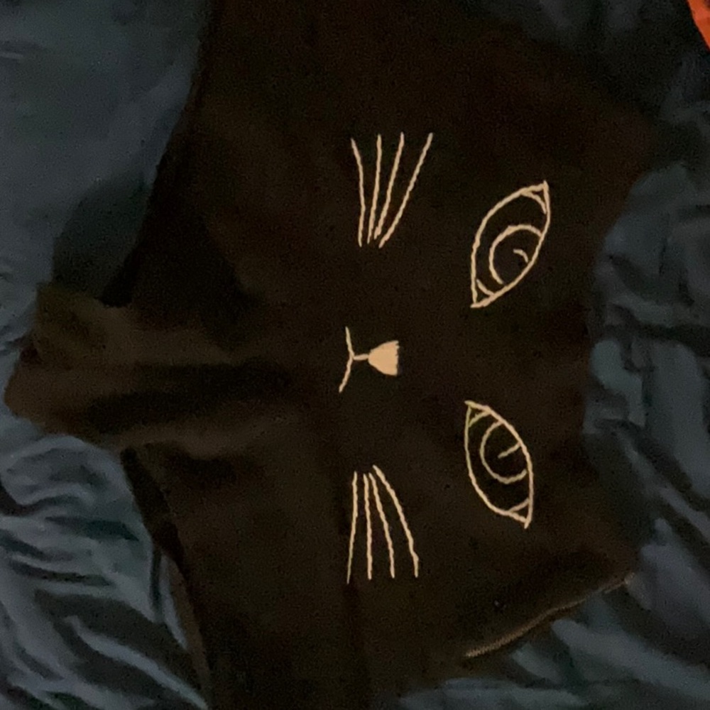 Cute Cashmere Knit Cat Shorts 🐱 - Picture 2 of 2
